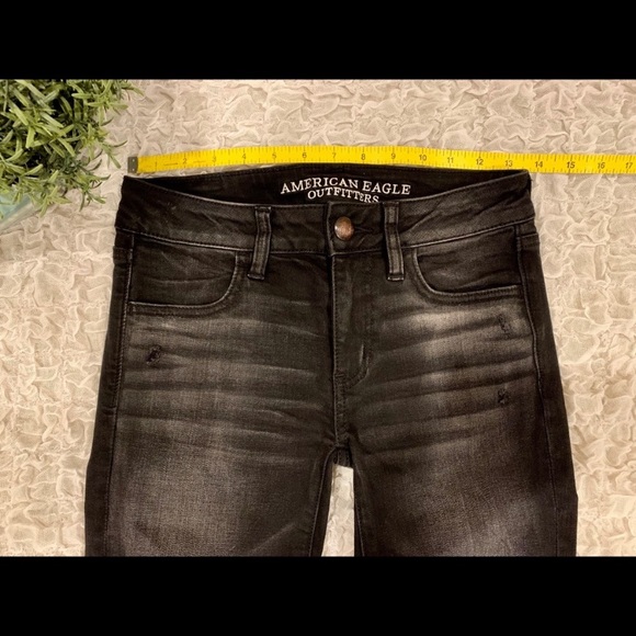 American Eagle Jeans - Picture 7 of 7